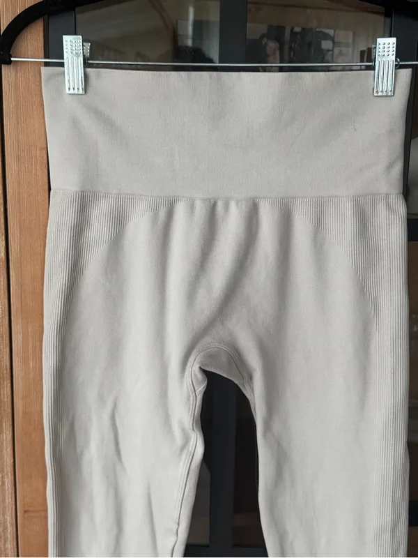 SET Active leggings sculptflex high rise dune stone breige seamless - Image 6