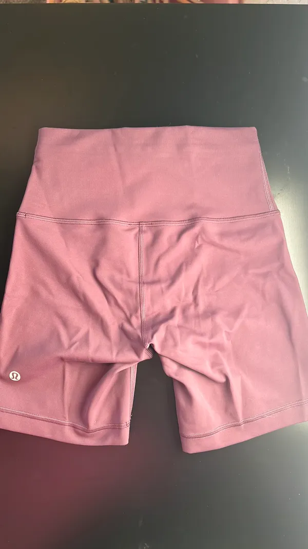 Lululemon Wunder Train Shorts 6" - Image 5