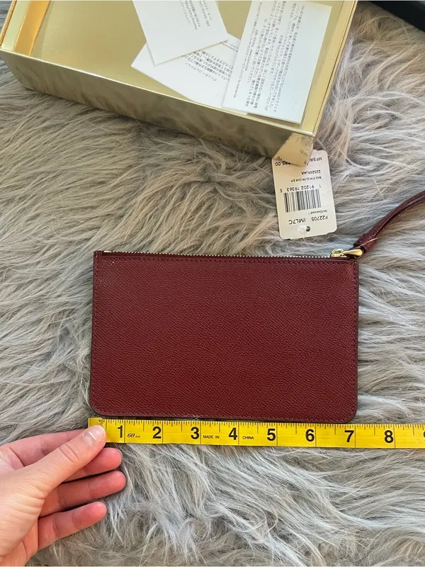 NWT COACH Glitter Star Wristlet Pouch in Red - Image 8