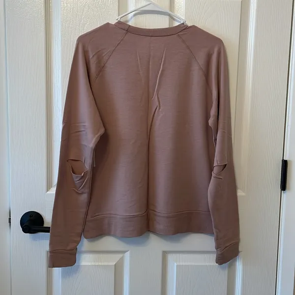 Beyond Yoga elbow slash pullover - Image 4
