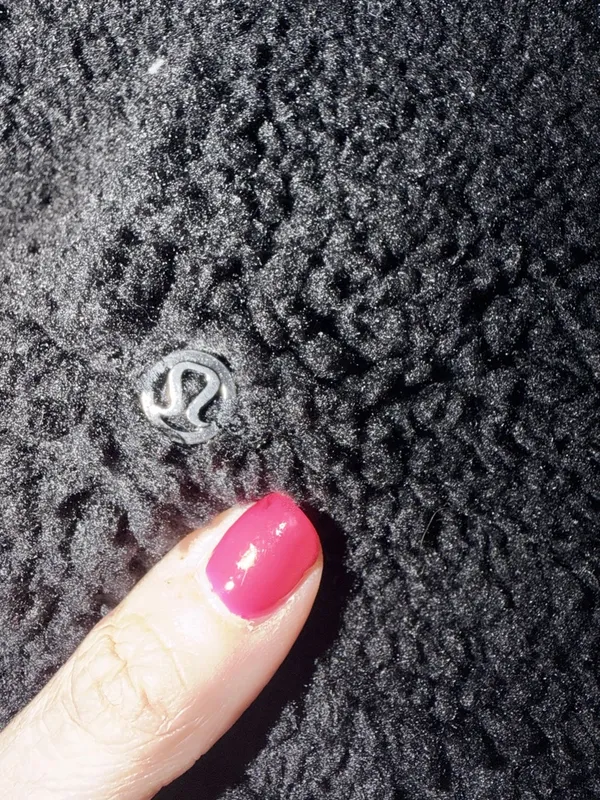 Lululemon Cinchable Fleece Cozy Zip-Up Black womens size 12 - Image 11