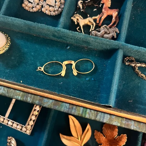 Vintage Opera Eyeglass Pendant Frames, Gold overlay, Rare - Image 2