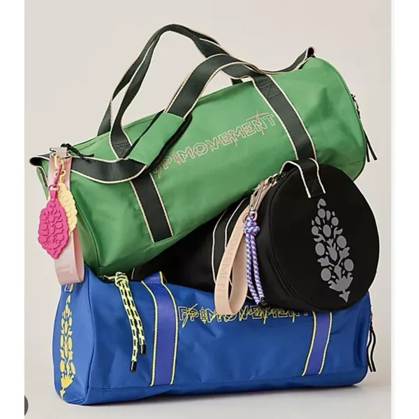 Free people good sport duffle bag green nwt - Image 3