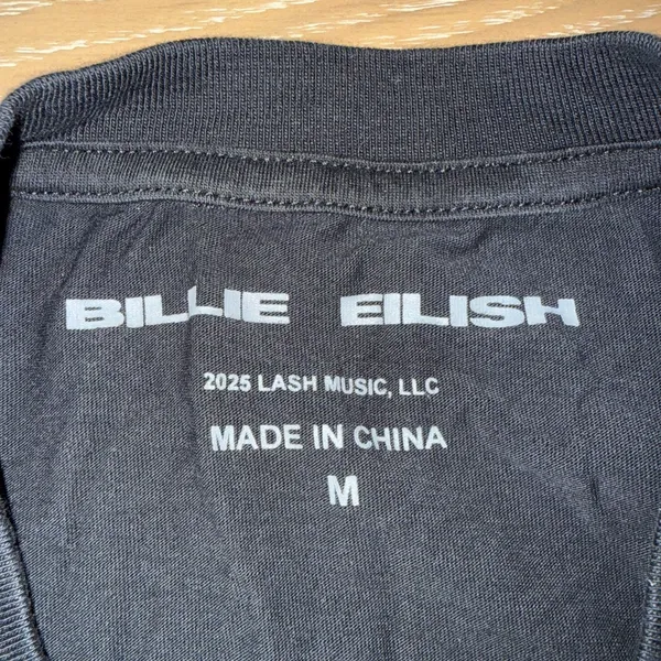 Billie Eilish Tour Tee Hit Me Hard & Soft Size M Black - Image 3
