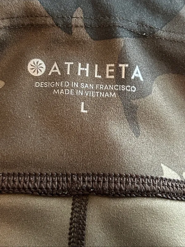 Athleta run free side pocket camo leggings - Image 4
