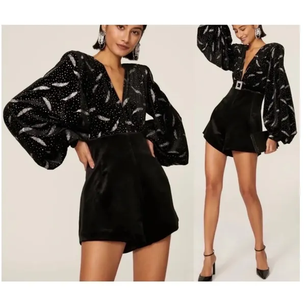 Bronx And Bronco black Maria Velvet V neck Romper Size Small - Image 2