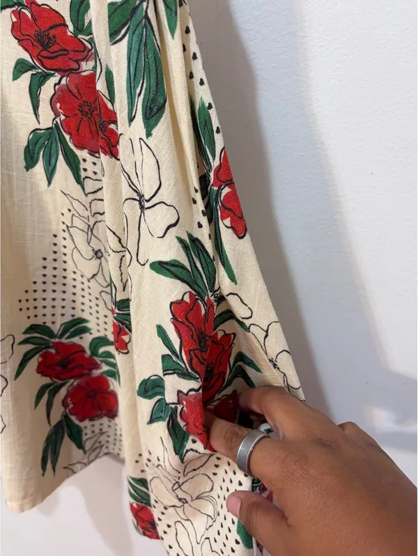 VRG GRL Floral Mini dress with pockets size 8 - Image 4