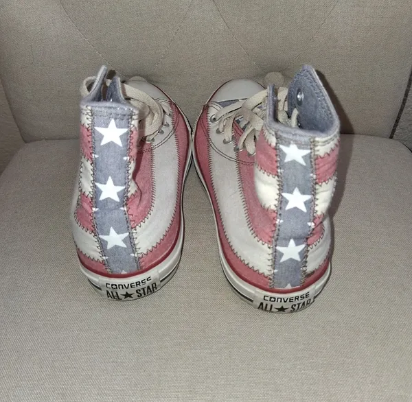 UNISEX CONVERSE ALL STARS RED, WHITE & BLUE SNEAKERS SIZE 6 1/2 Men, 8 1/2 Wm - Image 5