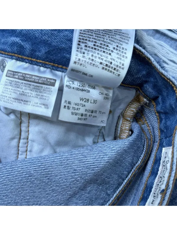 Size W28 L30 Levi’s Premium Detressed Jeans Women’s Light Wash Straight Leg Dnm - Image 5