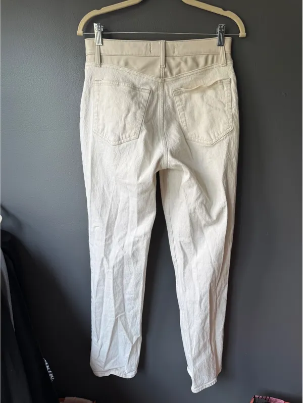 Abercrombie & Fitch 90’s Straight Ultra High Rise Cream Jeans Size 29 - Image 2