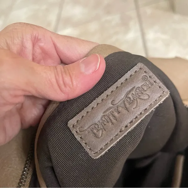 Trinity Ranch fringe‎ Concealed Carry Hobo Bag-Khaki EUC Gently used - Image 7