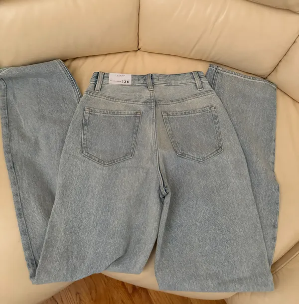 90s Boyfriend Jeans - Image 5