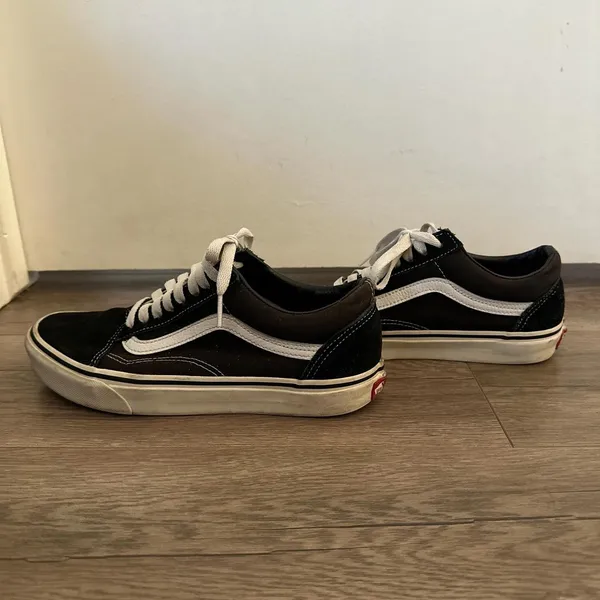 Vans Black and White sneakers - Image 3