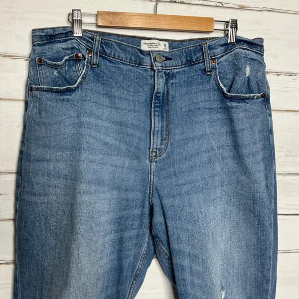 Abercrombie & Fitch Ankle Straight Jeans Plus Size 18 Short Light Wash Denim - Image 6