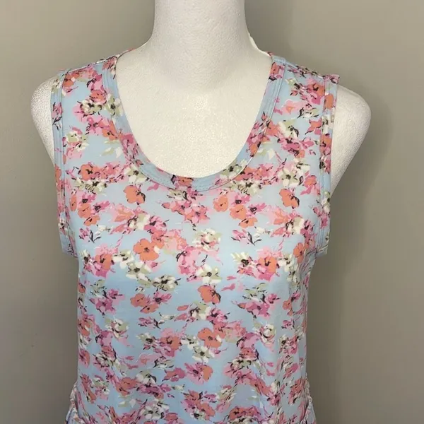 NWT MIA & TESS Sleeveless Summer Dress.‎ Size Small. Blue/pink Floral - Image 2