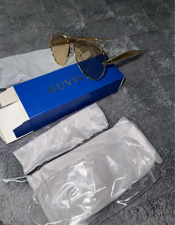 Gold Guvini sunglasses - Image 2