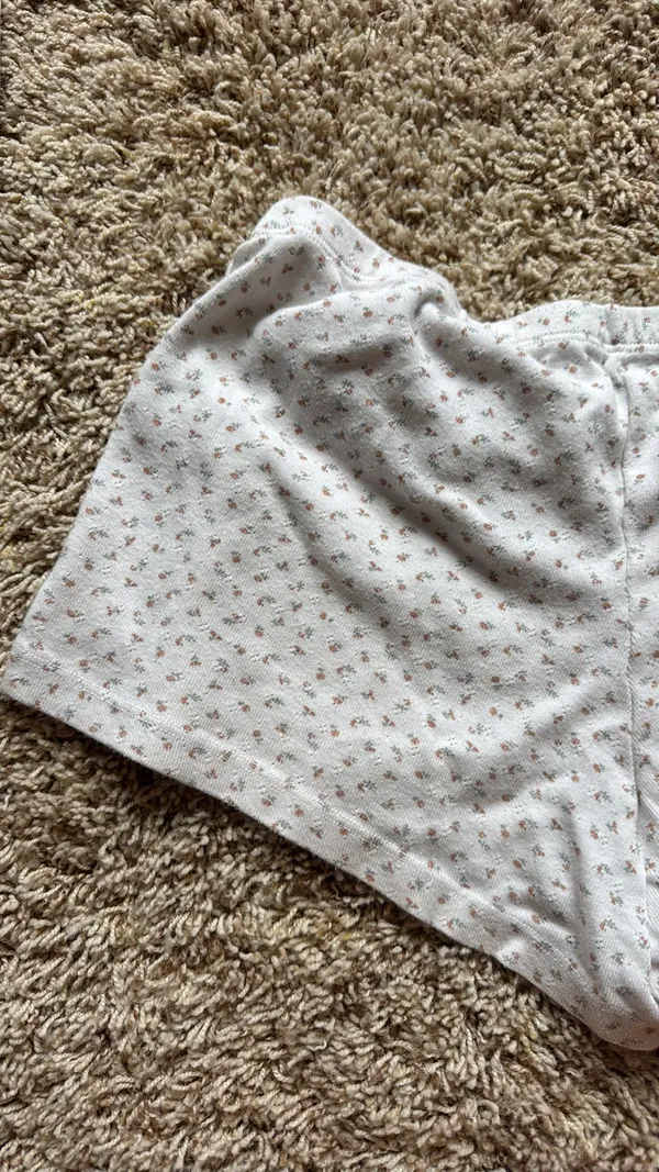 Brandy Melville shorts  - Image 3