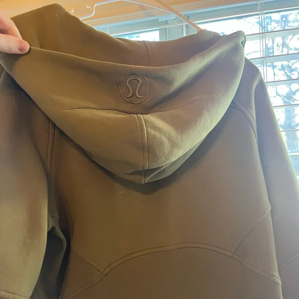 Lululemon light/forest green cropped full zip scuba. Size XS/S. - Image 7