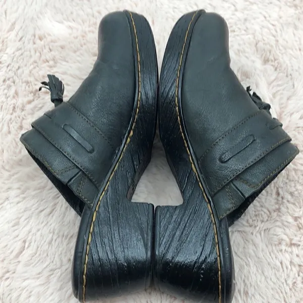 b.o.c black leather upper with tassels clogs Black Size 9 - Image 4