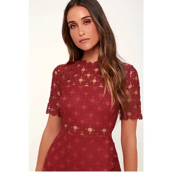 Lulus Burgundy Crochet Laced Bodycon Midi Dress Size S/ Party/ Cocktail/Formal - Image 4