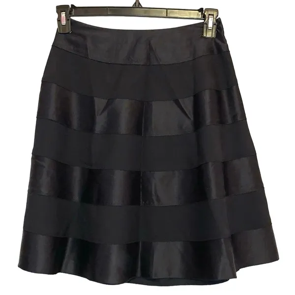 Cache 100% Silk Black Tiered A-Line Skirt Satin Panel‎ Cocktail Skirt Size 2 - Image 2