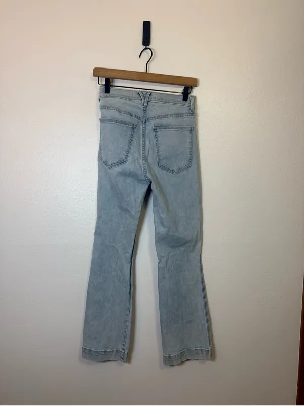 Veronica Beard Carson Ankle Flare Jeans in Everest - Image 3