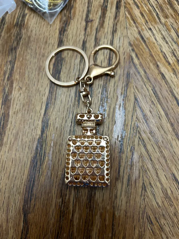 Gold tone key chain or purse charm - Image 2