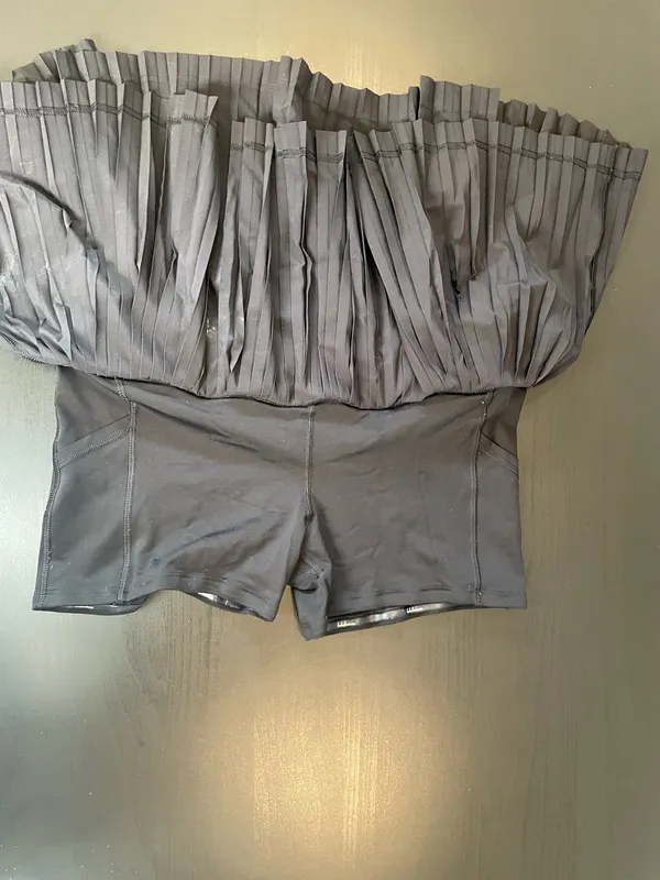 lululemon athletica Black Pleated Skirt with Hidden Zip Pocket - Image 8