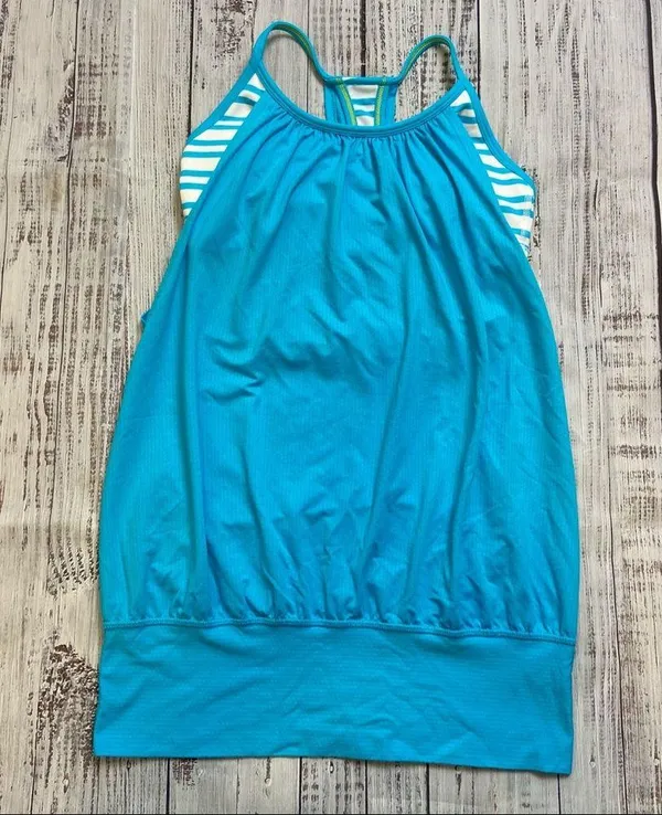 Lululemon No Limits Tank Top.  Size 4. EUC - Image 7