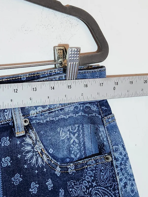 No Boundaries Bandana Patchwork Print Low Rise Denim Mini Skirt Size Medium - Image 5