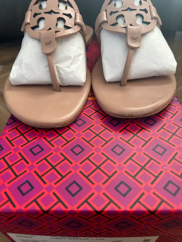 Tory Burch Miller Soft Sandals Light Size 9 - Image 2
