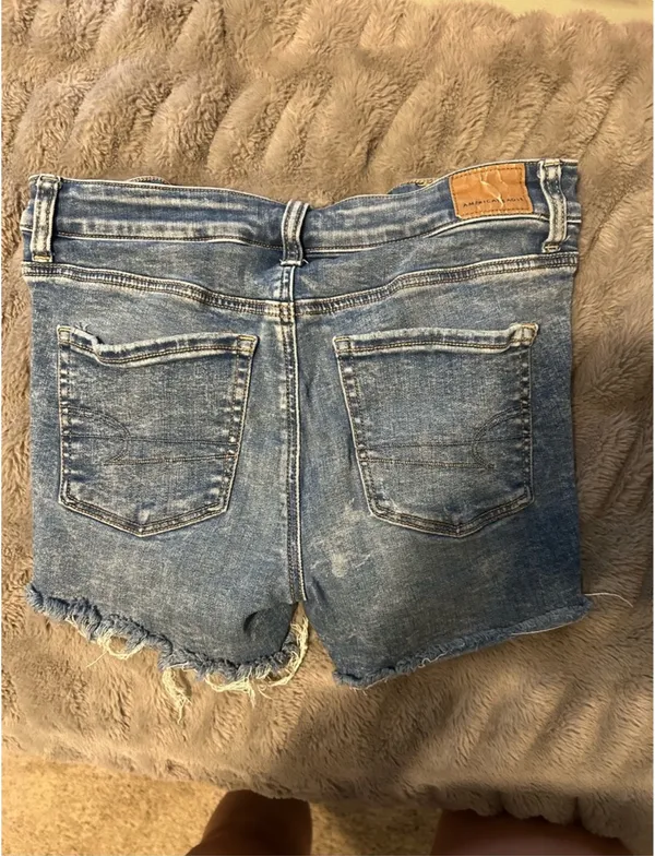 American Eagle Shorts - Image 2