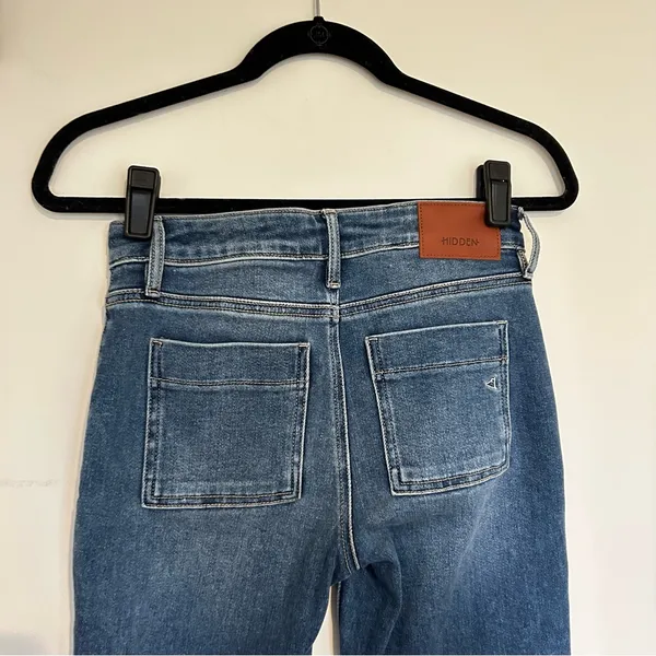Hidden‎ Jeans Happi Medium Wash Frayed Hem Cargo Crop Flare Size 24 - Image 4