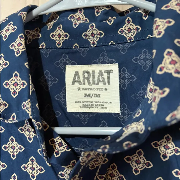 Ariat long sleeve button-down - Image 2