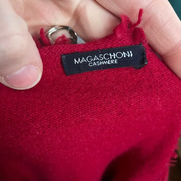 Magaschoni Cherry Red Cashmere V Neck Red fringe‎ Sweater Valentine's size Small - Image 3