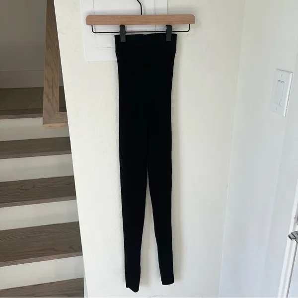 New Fear Of God Essentials Ribbed Legging in Black - Image 7