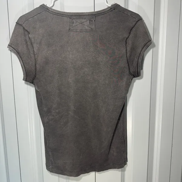 Free People Always Yours Tee Gray Notched V Neck Mineral Wash Gray‎ Womens Small - Image 4