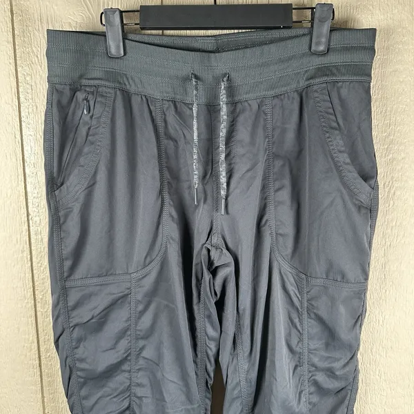 The North Face Aphrodite 2.0 Hiking Pants Womens Large Gray Ruched Athletic - Image 2