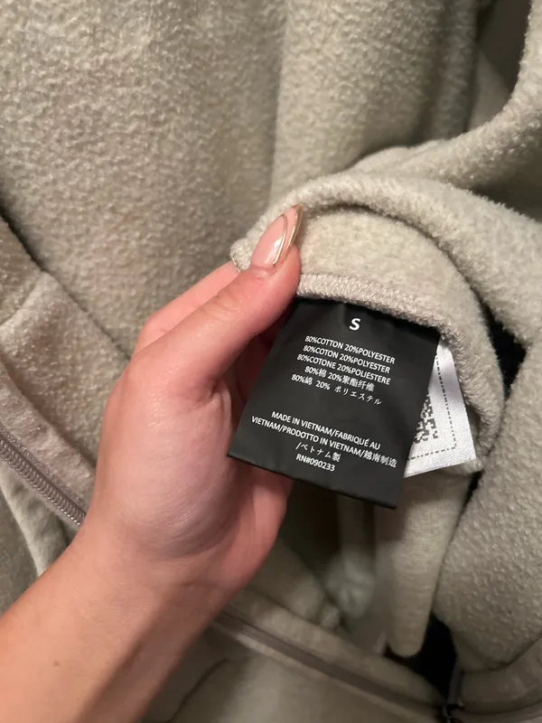 Essentials Fear of God Hoodie - Image 5