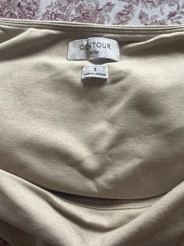 Aritzia Top - Image 3