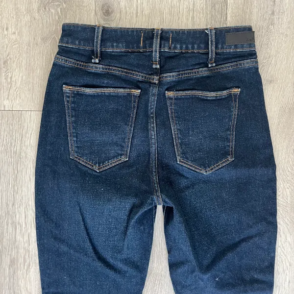 Abercrombie and Fitch high rise ankle flare dark jeans size 25 0 - Image 4