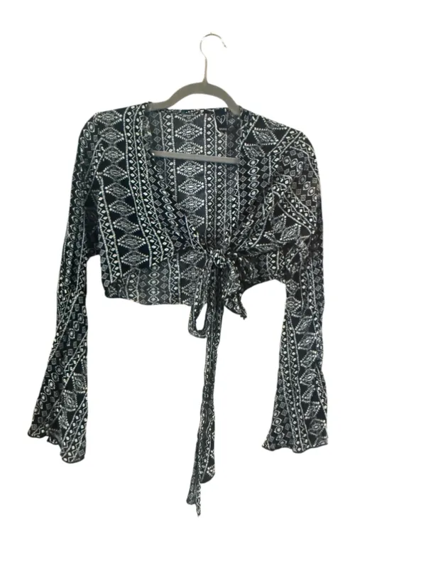 Women's Windsor Black and White Patterned Tie-Front Crop Top Size S - Image 2