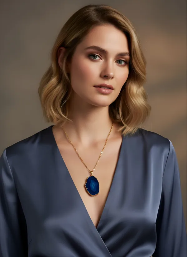 Handmade Blue Agate Pendant Necklace - Image 2