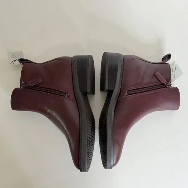 NWT!! COLE HAAN River Chelsea Boots Bloodstone Burgundy Leather Women's Size 5 - Image 4
