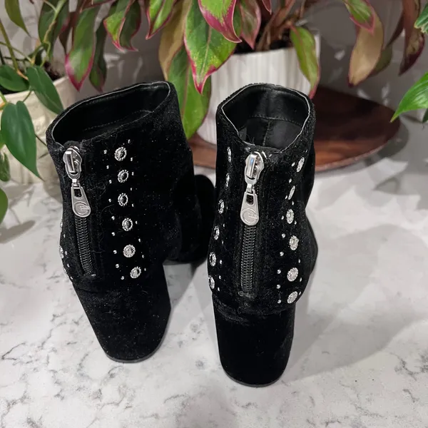 G by GUESS Womens Black Velvet Rhinestone Studded Block Heel Ankle Boots 7.5M - Image 6