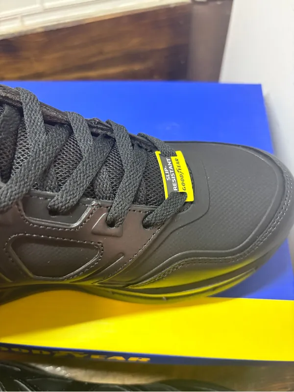 Goodyear Pacer Black Slip Resistant Shoes Women Size 8 - Image 3