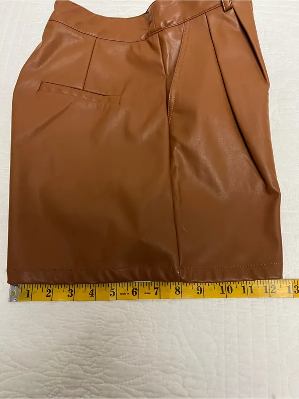 SHEIN Basics Brown Faux Leather Pleated High Rise Shorts Size M NWT - Image 7