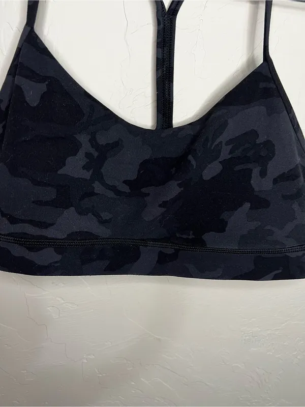 Lululemon Flow‎ Y Nulu Black Gray Camo Light Support Yoga Sports Bra - Image 4