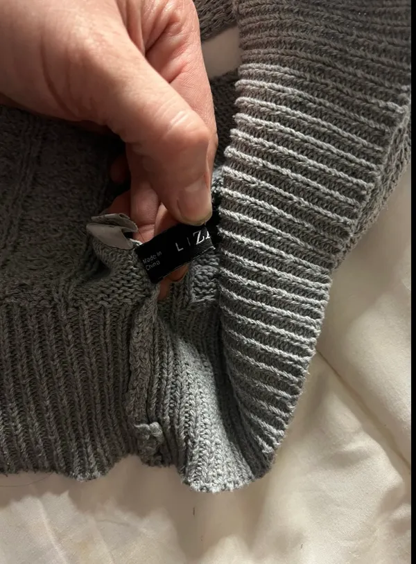 Zaful 8 Grey Knitted Cropped Tank Top - Image 4