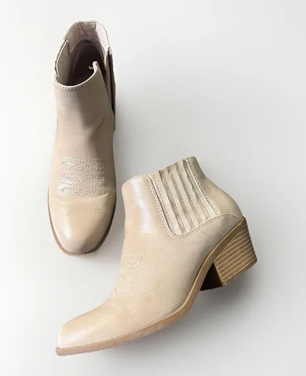 Frye and Co. Women's Jude Stacked Heel Booties Stone Camel 7.5 Western - Image 3
